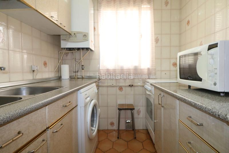 Foto d570d5a2-7dba-43b1-bec4-32db7ccf30b0. Appartement dans calle torrejón de velasco 8 dans San Isidro Getafe