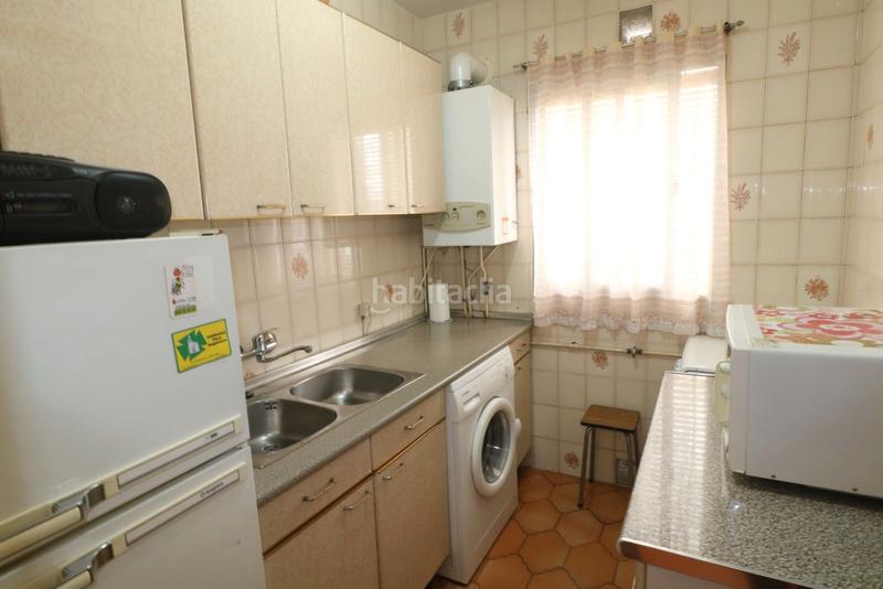 Foto 0173f87e-44d5-4748-b369-4ca370d92817. Piso en calle torrejón de velasco 8 en San Isidro Getafe