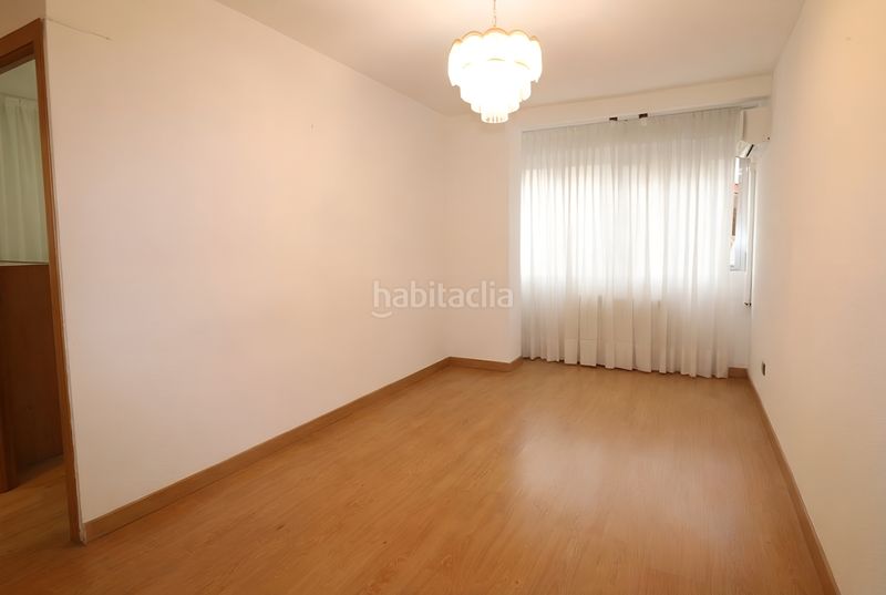 Foto b9c8697b-44f2-4a9a-ac91-075c0239147f. Flat with heating in San Isidro Getafe