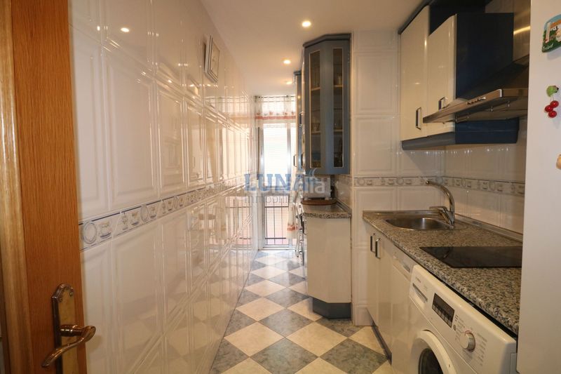 Foto d2c8d311-aa30-4943-b706-df769a9aadd7. Flat with heating in San Isidro Getafe