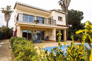 Casa  Del sud. Calongecasa