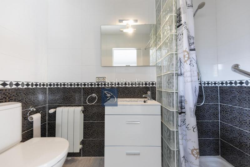 Foto d482f143-0088-44c8-a700-4dfb4c88d6e9. Haus mit heizung parking in Urbanitzacions Platja d´Aro