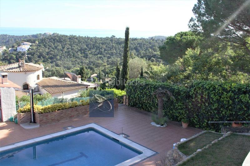 Foto ed8c79be-c160-4134-bfe2-e553c8b6da4e. Haus mit pool in Urbanitzacions Platja d´Aro