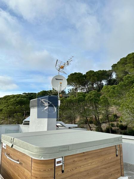 Foto 831f6acd-5060-47e2-be25-ffea5806c377. Chalet avec chauffage parking piscine dans Lloret Verd - Els Pinars Lloret de Mar