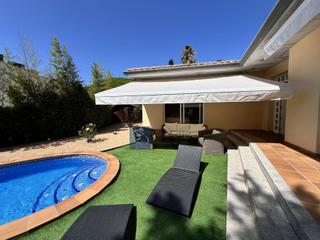 Location Maison  Travessia pinell. Sagarocasa