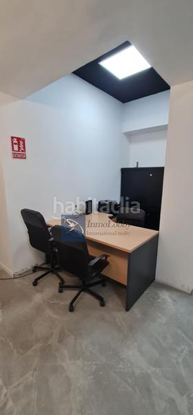 Foto 4eaa81cd-20cf-4152-95d7-9648f667a2cd. Office space in Centre Santa Coloma de Gramenet