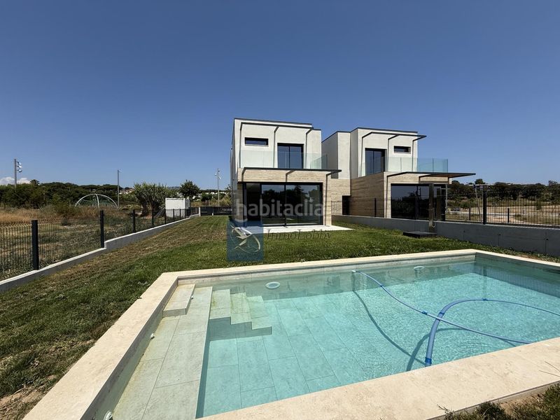 Foto b9705911-24b8-466e-8627-aebb248c3f3c. Casa amb calefacció aparcament piscina a S´Agaró