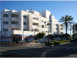 Lloguer Local Comercial en Avenida curro romero 24