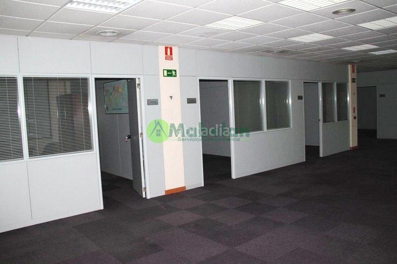 Foto defa69a1-8afc-4184-81dd-4e31f3797ba8. Affitto ufficio con riscaldamento in Marazuela-El Torreón Rozas de Madrid (Las)