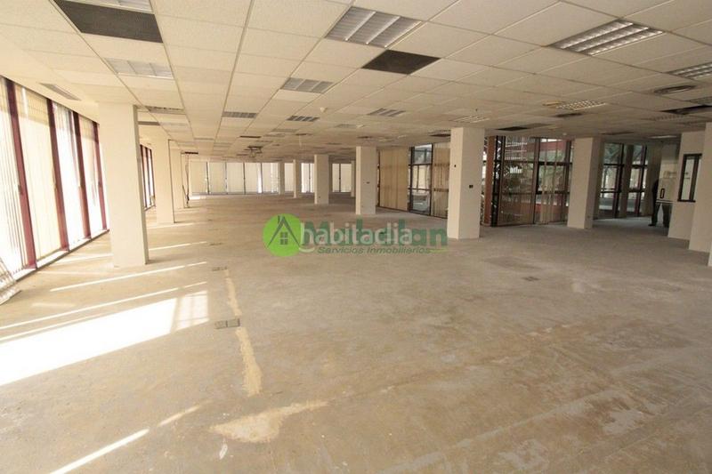 Foto 281d1a5f-f300-4d7f-ba00-01a285875ab2. Location bureau avec chauffage parking dans Marazuela-El Torreón Rozas de Madrid (Las)