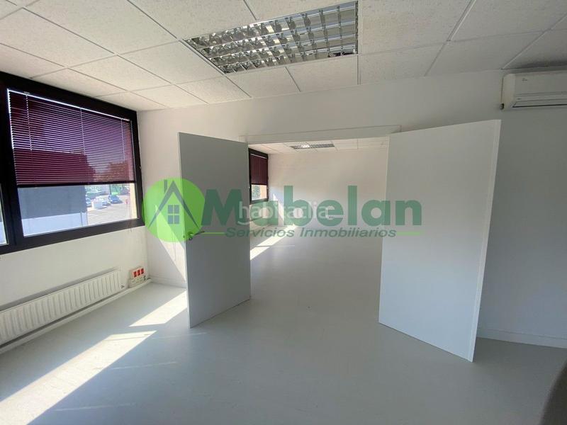 Foto 15c20a4b-c15e-4630-ac74-e887d61185d1. Location bureau avec chauffage parking dans Marazuela-El Torreón Rozas de Madrid (Las)