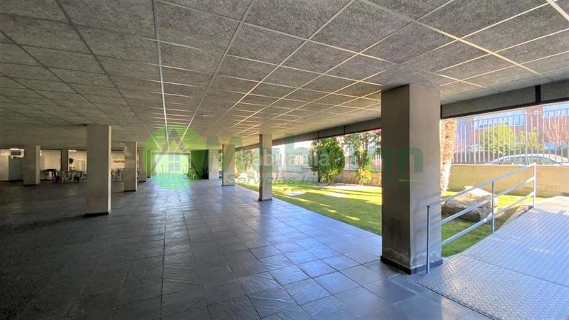 Foto 471e8f4c-2ba8-4a1a-be9d-1b14137af91b. Miete büro in Pinar de las Rozas Rozas de Madrid (Las)