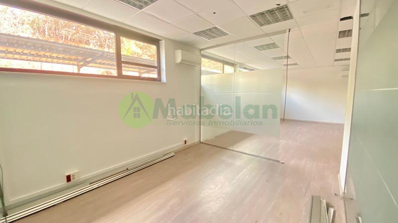 Foto f41a7c5c-e129-484f-9476-2caaaf4527b5. Rent office space with heating in Las Matas-Peñascales Rozas de Madrid (Las)