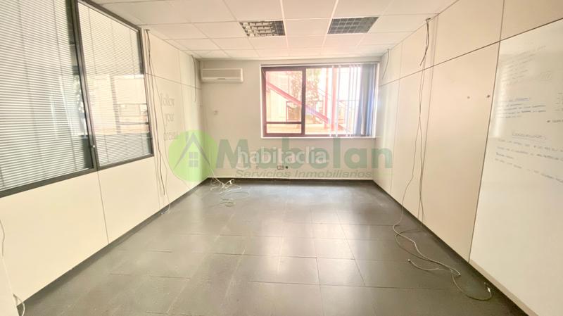 Foto 102a1e35-0c60-42ec-bbd3-e48d395119b1. Location bureau dans Las Matas-Peñascales Rozas de Madrid (Las)