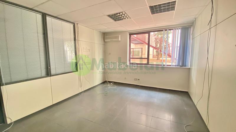 Foto de593dc1-cce2-435e-8d1f-4e9d63909b47. Miete büro in Las Matas-Peñascales Rozas de Madrid (Las)