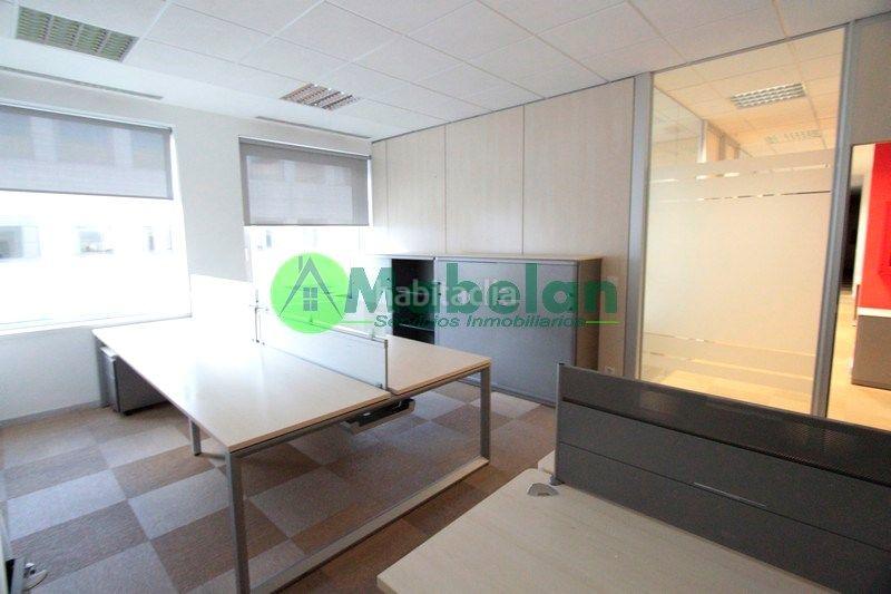 Foto ae855635-913f-4db9-a55e-6b6b0bedd1fb. Affitto ufficio con riscaldamento in Parque Empresarial Rozas de Madrid (Las)