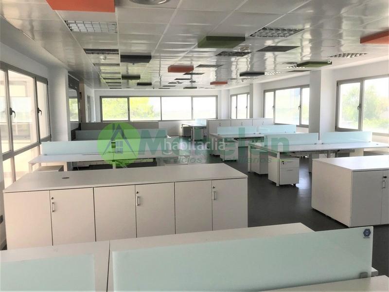 Foto f9dad710-e565-4e07-9f5d-c35355073da2. Affitto ufficio con riscaldamento parcheggio in Europolis Rozas de Madrid (Las)