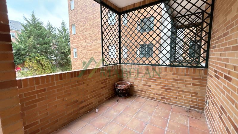 Foto fea80d95-5bef-4294-bfee-a0f2ec9a2d55. Appartamento con riscaldamento piscina in Golf-El Carralero Majadahonda