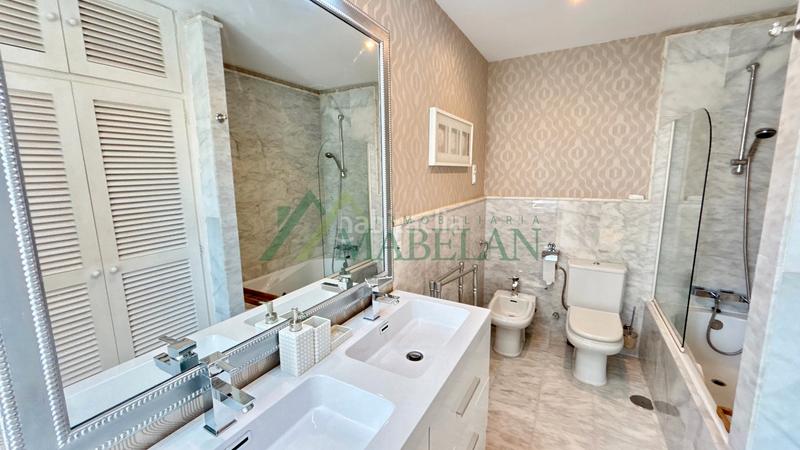 Foto 1e0cb79e-96fa-4a19-a39c-dd533ca0cfbd. Semi detached house with fireplace heating parking pool in Rozas de Madrid (Las)