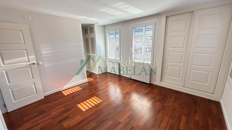 Foto 3f8cf0d2-5270-44fd-a436-45fba32c7da5. Semi detached house with fireplace heating parking pool in Rozas de Madrid (Las)