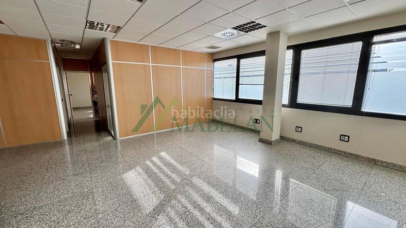 Foto d1f33a48-b431-42b9-9536-b5a51c96ae43. Rent office space with heating in El Pinar-Punta Galea Rozas de Madrid (Las)