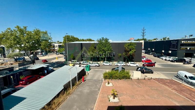 Foto 0e5e0875-b26d-442e-ab03-ae3eaacf217e. Alquiler oficina en calle copenhague 4 Europolis, las rozas. oficina de 113m² en primera planta. en Rozas de Madrid (Las)