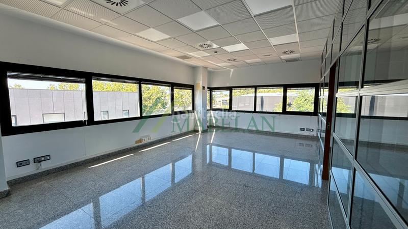 Foto 629b153a-0efe-4ff7-baab-1e464a499f9f. Rent office space in calle copenhague 4 in Europolis Rozas de Madrid (Las)