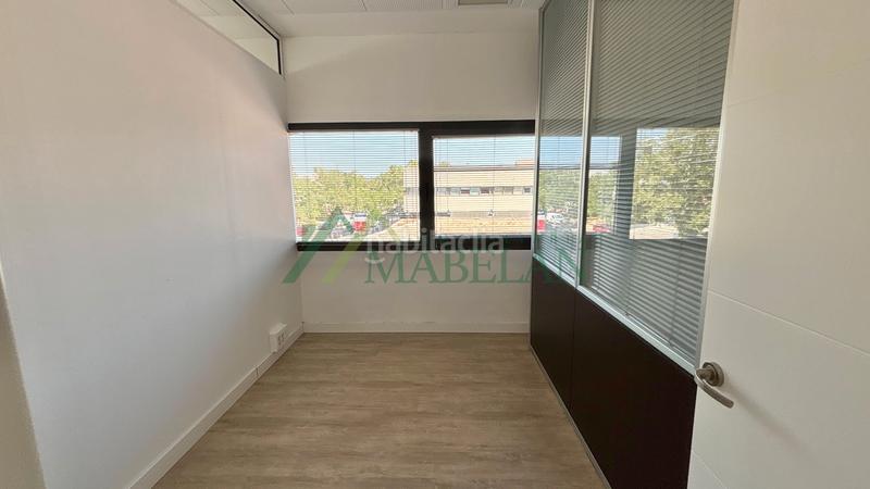 Foto 5d21be06-d193-43b3-8616-36bf3ae15691. Alquiler oficina Europolis, las rozas. oficina de 126m² en primera planta. en Rozas de Madrid (Las)