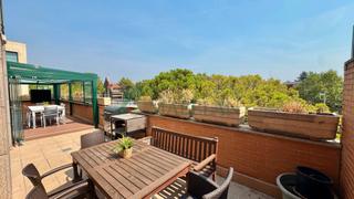 Duplex à Avenida Europa. Límite entre aravaca y pozuelo de alarcón. se vende precioso y l