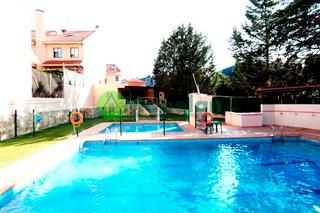 Location Maison jumelée à Casco Antiguo. Boadilla del monte, centro residencial, chalet adosado en cuatro