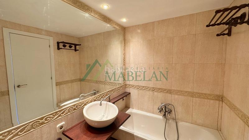 Foto 5164693d-85f5-459f-9264-7c8e278e0ce1. Location maison jumelée avec chauffage parking piscine dans Boadilla del Monte