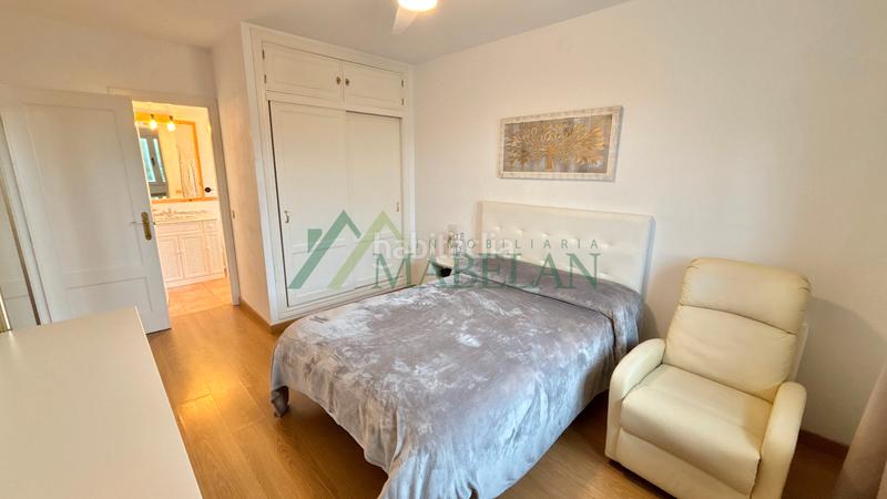 Foto 10ccef63-aec5-4d2a-af64-1e3f5d887fb4. Chalet . chalet independiente en perfecto estado! 200m2 construidos en dos plantas, con jardín de 148m2. parcela 253m2. en Torrecaballeros