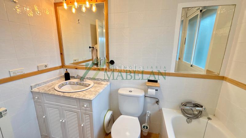 Foto 363b4515-12e2-466b-8f8b-f6ba9a8f6614. Chalet . chalet independiente en perfecto estado! 200m2 construidos en dos plantas, con jardín de 148m2. parcela 253m2. en Torrecaballeros