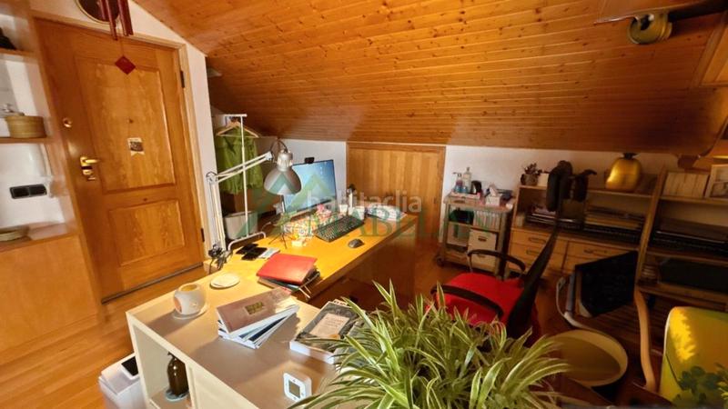 Foto b73d1172-34bb-4d0e-9a97-b12f1efd5c3d. Duplex avec chauffage dans Casco Antiguo Galapagar