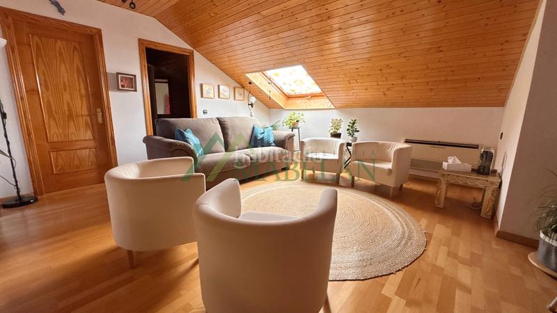 Foto dd834716-2c05-4d8d-ae2f-0e9e69b6c8d8. Duplex avec chauffage dans Casco Antiguo Galapagar