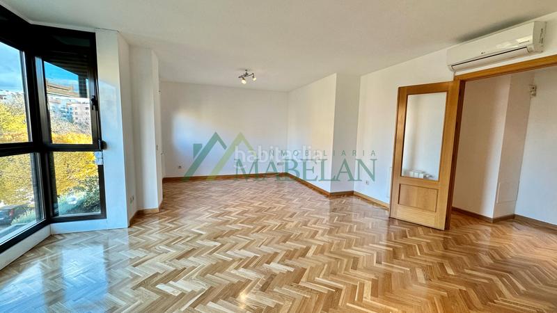 Foto 666a7aaa-1a0d-43c6-8dce-85ad7056010e. Affitto appartamento con riscaldamento parcheggio piscina in Madrid