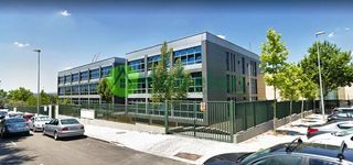 Miete Büro in El Pinar-Punta Galea. As rozas, punta galea, se alquila oficina exterior de 68m2