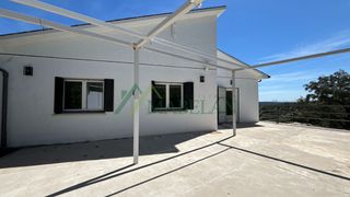 Xalet a Las Matas-Peñascales. Xclusivo chalet independiente de 300 m² construidos sobre una ma