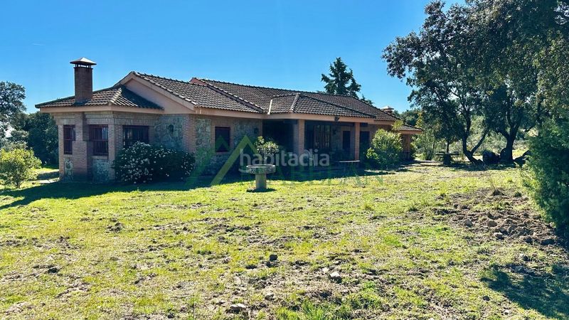 Foto 93ecdfac-6596-4a6a-943a-b302be0f32ff. Casa a Pino Alto-Navarredonda Valdemorillo