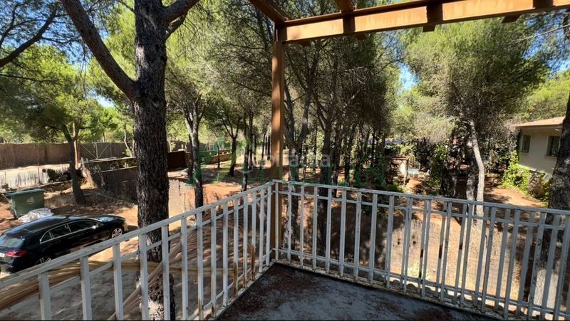Foto 878dd4d6-2708-4978-ba84-f501cc5d6eff. Terreny residencial a El Gasco Torrelodones