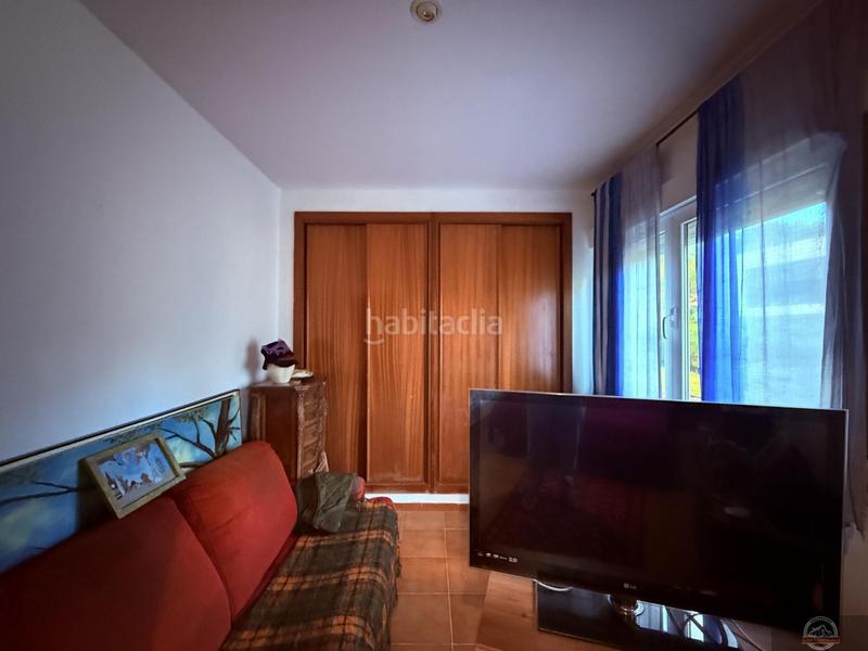 Foto 0d1d073e-d188-4627-8e66-244007c0269c. Casa aparellada amb calefacció aparcament a Becerril de la Sierra