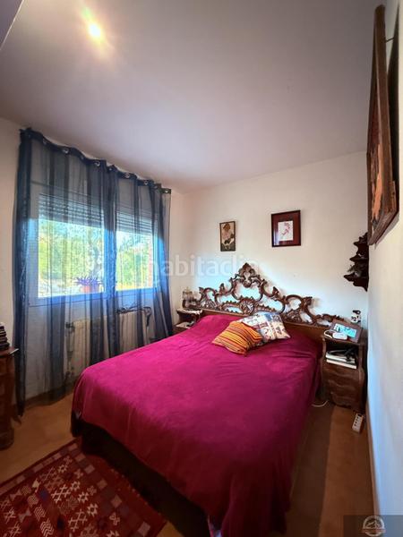 Foto 27e60edf-6b46-4459-a61c-5a29c16f5686. Casa aparellada amb calefacció aparcament a Becerril de la Sierra