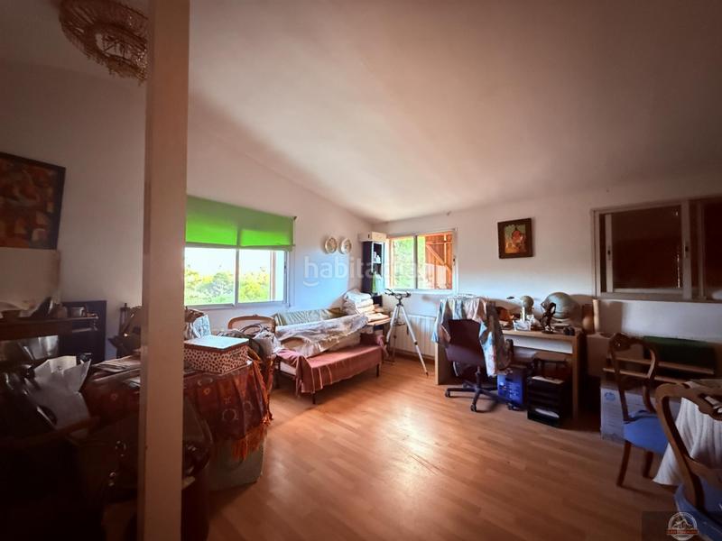 Foto 6d9048ac-d74b-41ca-b6e6-b8ff0c5d9808. Casa aparellada amb calefacció aparcament a Becerril de la Sierra