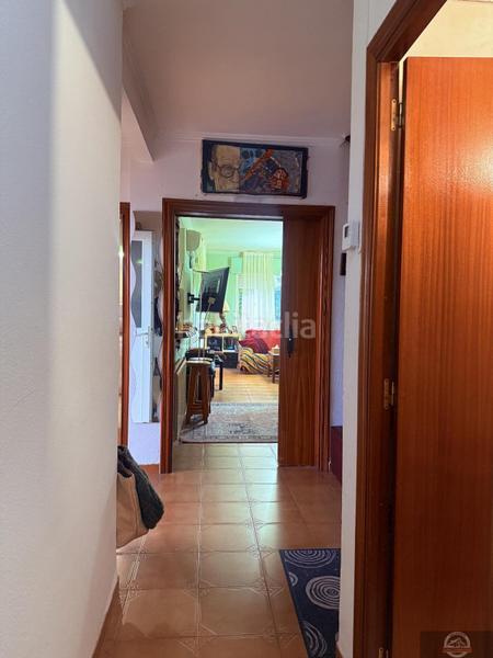 Foto bf1d1ba2-33dd-4d46-8616-3ffdb6cc06c1. Casa aparellada amb calefacció aparcament a Becerril de la Sierra