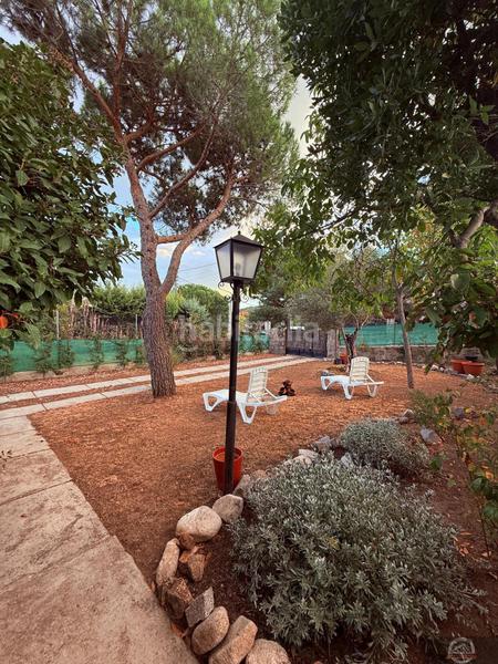 Foto ee770374-6b7e-4f07-bd6d-21eb93270f49. Casa aparellada amb calefacció aparcament a Becerril de la Sierra