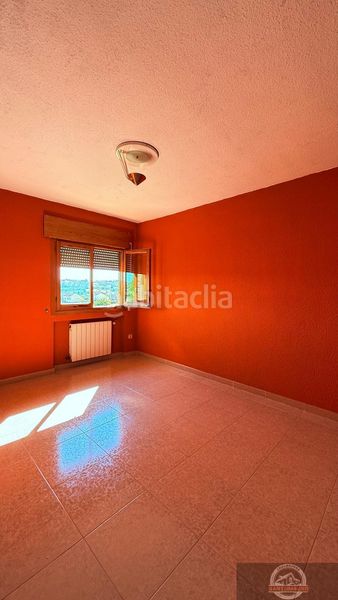 Foto d73256c1-e28d-4d03-9b87-6da3c11f97bb. Xalet amb calefacció aparcament piscina a La Navata Galapagar