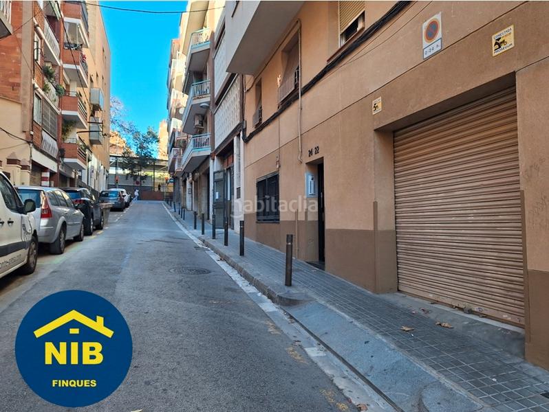 Foto 194cfc86-1a82-4a29-a206-4688aa00f7cc. Local comercial local con almacen y vado en Prosperitat Barcelona