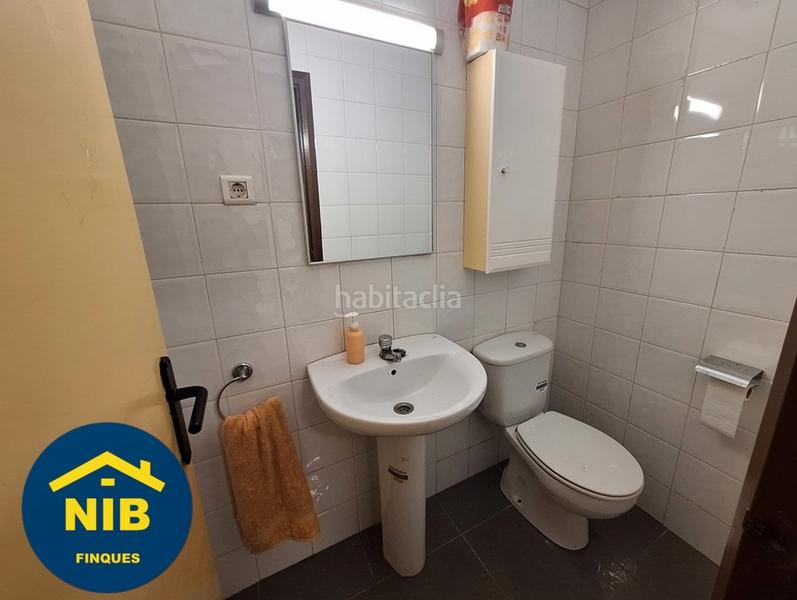 Foto 442d512a-cc35-40cf-8a74-6120131b7726. Local comercial local con almacen y vado en Prosperitat Barcelona
