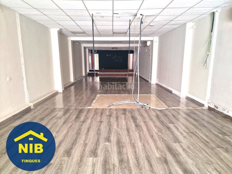 Foto 774c455c-f211-4888-84c9-b6883b4b4c74. Local comercial a Roquetes Barcelona