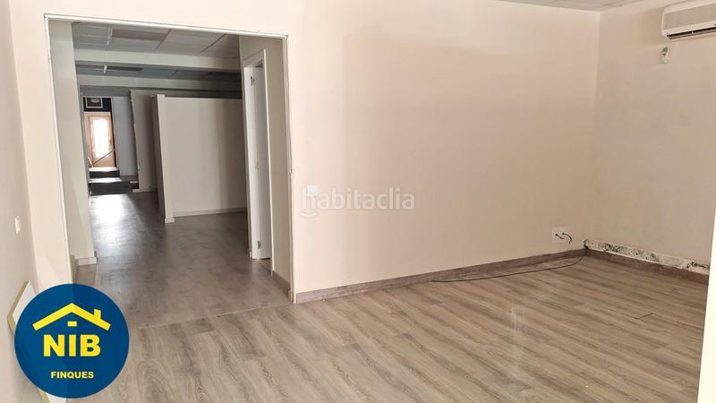 Foto b46cfc14-ab42-4b0d-b2e3-5c091069c4e3. Local comercial a Roquetes Barcelona